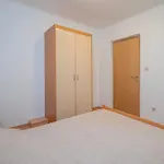 Zecic Appartamento Omiš