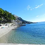 Zecic Appartamento Omiš