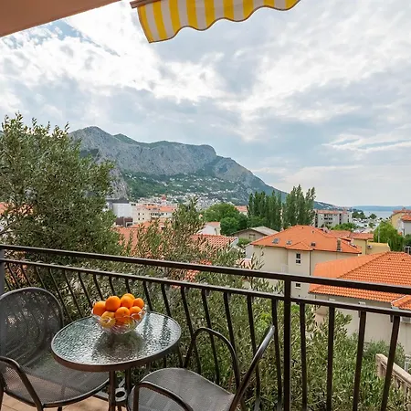 Zecic Διαμέρισμα Omiš