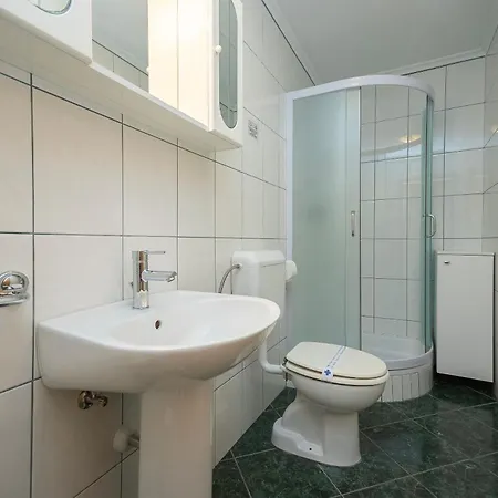 Apartment Zecic *