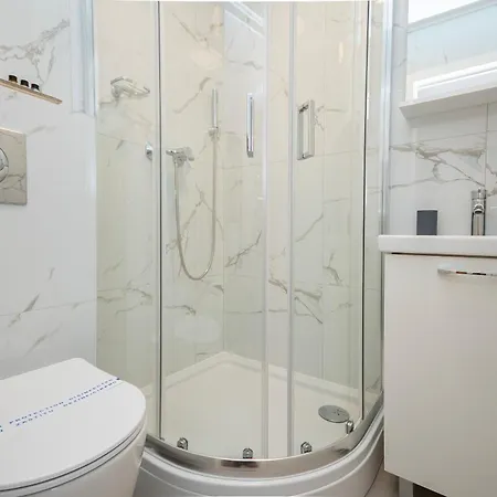 Zecic Apartman *