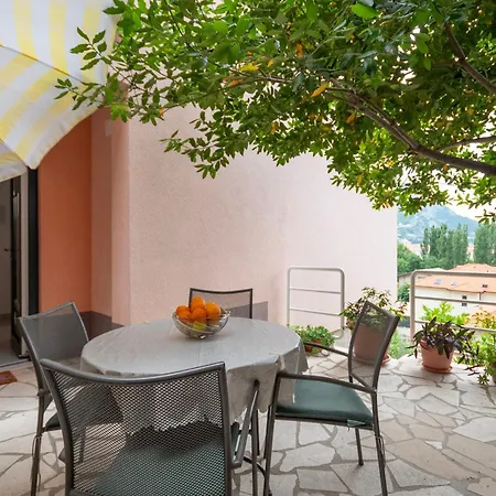 Apartman Zecic *